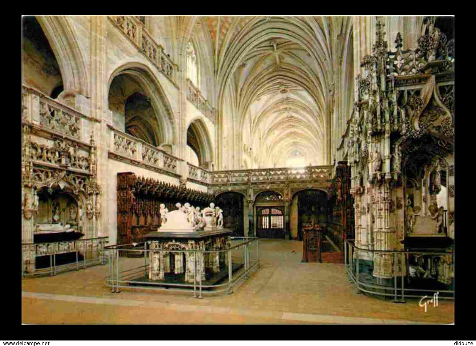 01 - Bourg en Bresse - Eglise de Brou - intérieur de l'Eglise de Brou - Le Chœur avec les tombeaux le Marguerite de Bour