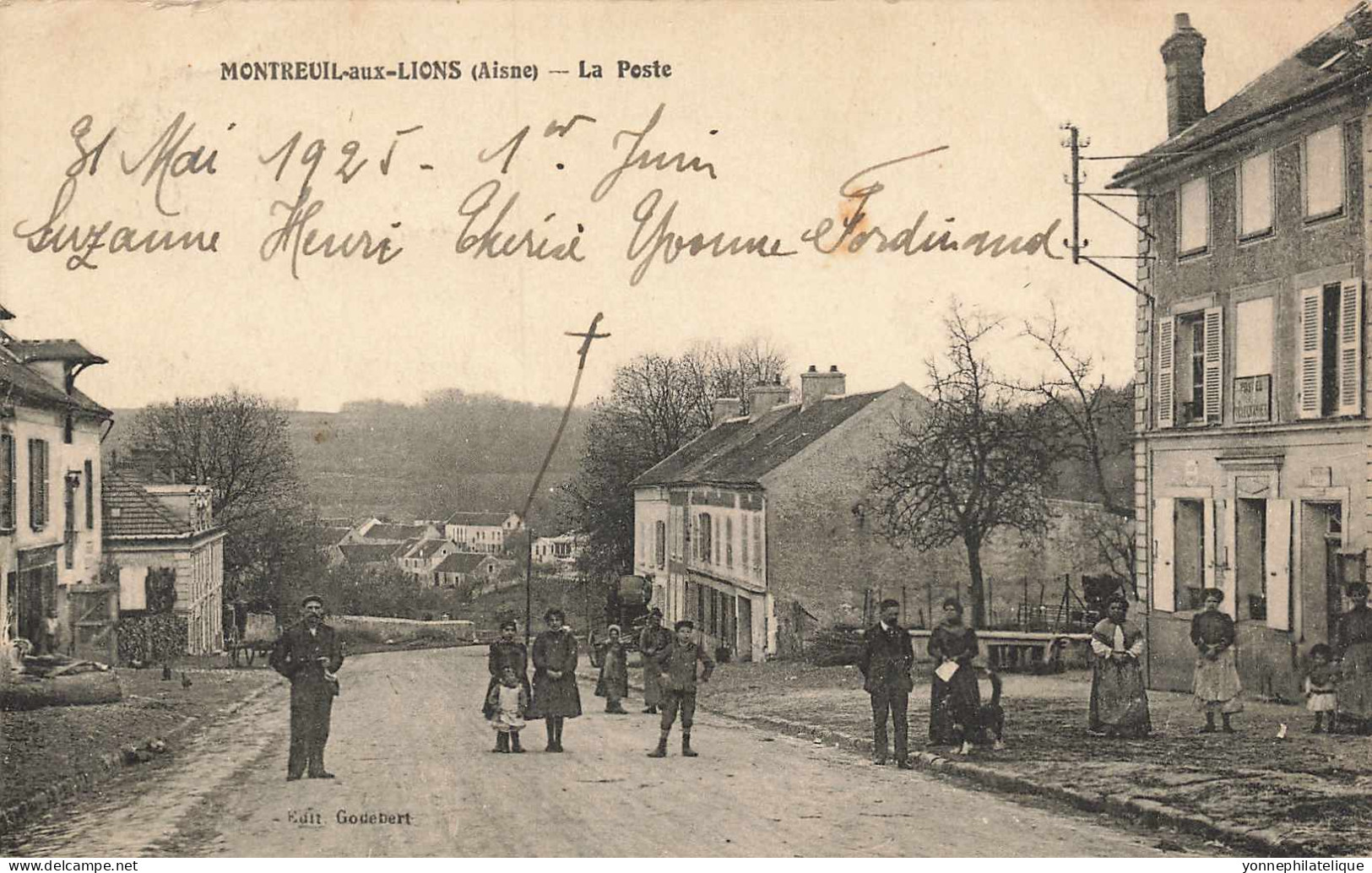 02 - AISNE - MONTREUIL-AUX-LIONS - la poste - généalogie personnes identifiées prénoms 1925 voir scan recto - 10221