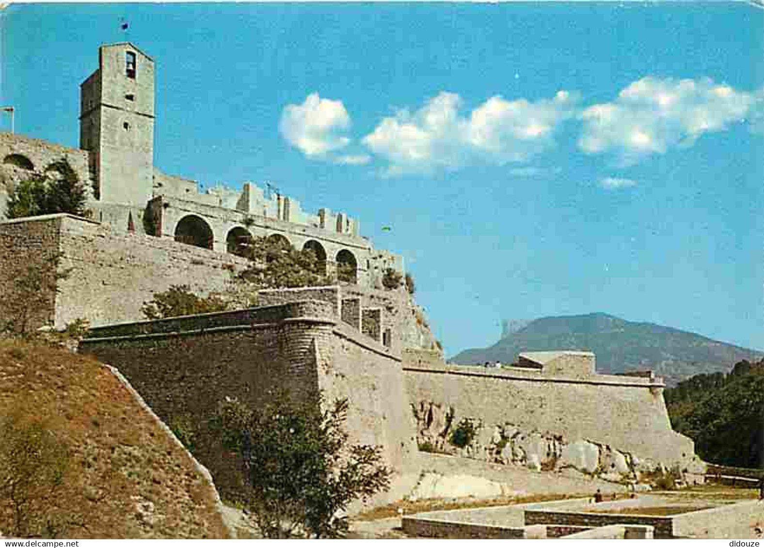 04 - Sisteron - La Citadelle - CPM - Voir Scans Recto-Verso