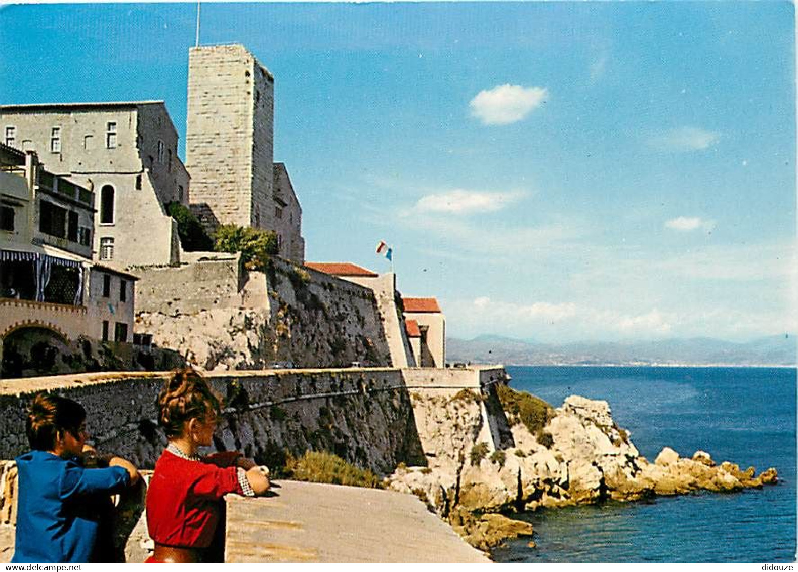 06 - Antibes - Les Remparts - CPM - Carte Neuve - Voir Scans Recto-Verso