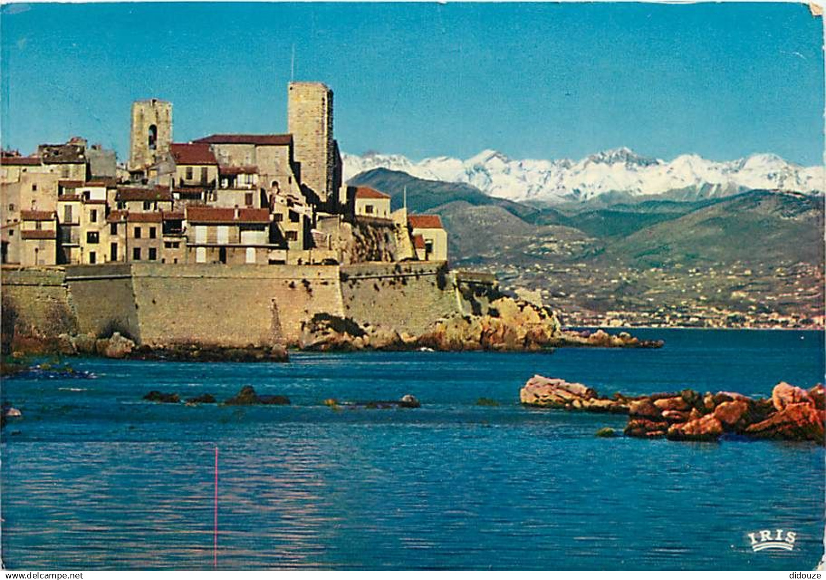 06 - Antibes - Les Remparts et les Alpes - CPM - Carte Neuve - Voir Scans Recto-Verso