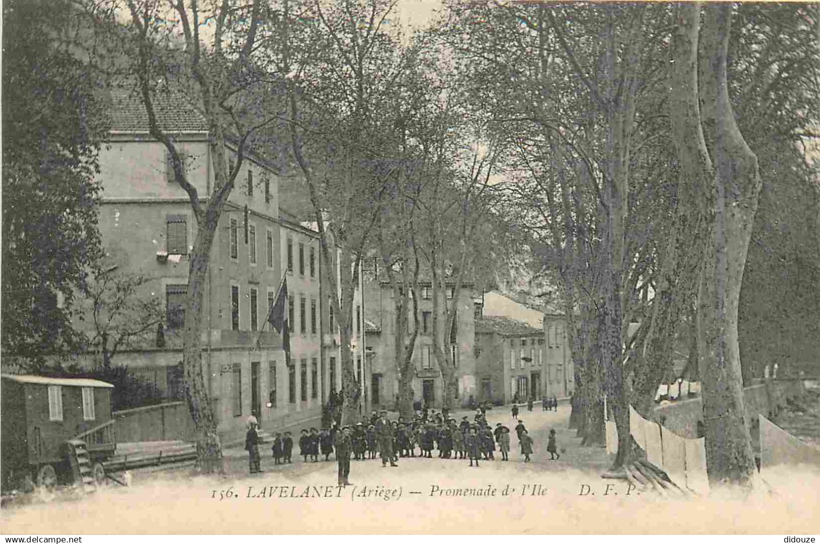 09 - Lavelanet - Promenade de l'Ile - Animée - CPA - Voir Scans Recto-Verso