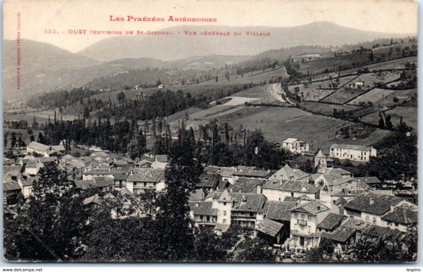 09 - OUST -- Vue générale du Village