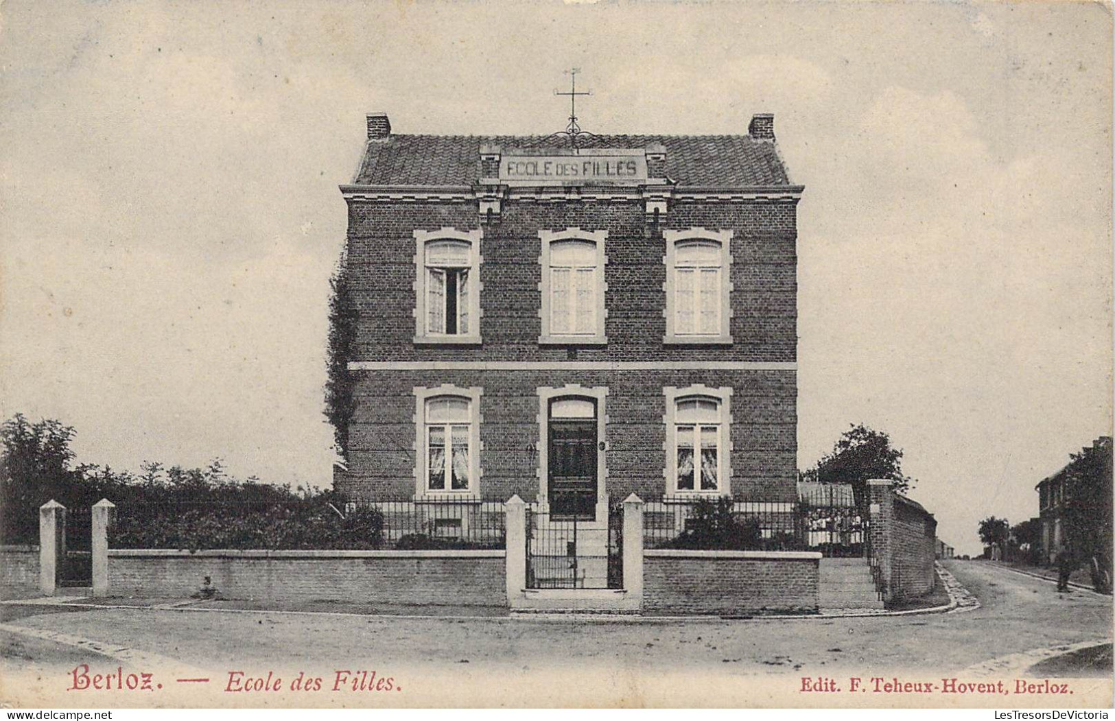 [-10%] BELGIQUE - BERLOZ - Ecole des Filles - Edit F Teheux Hovent - Carte Postale Ancienne