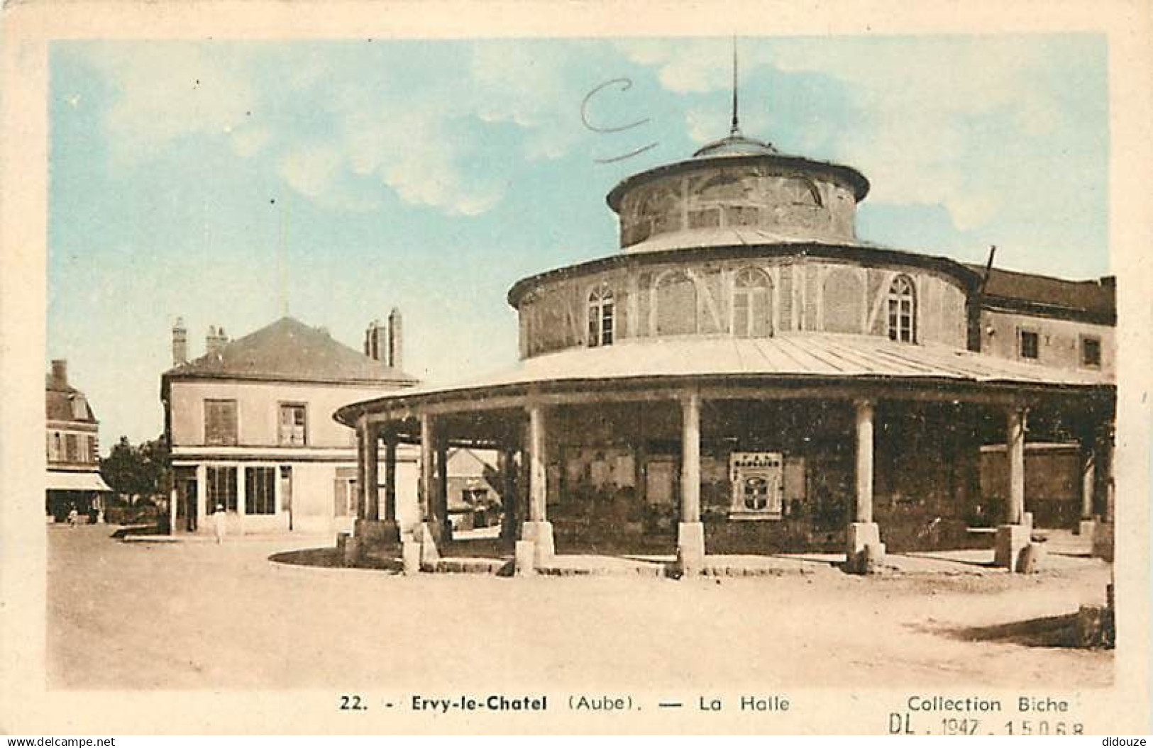 10 - Ervy le Chatel - La Halle - Colorisée - Carte Neuve - CPA - Voir Scans Recto-Verso