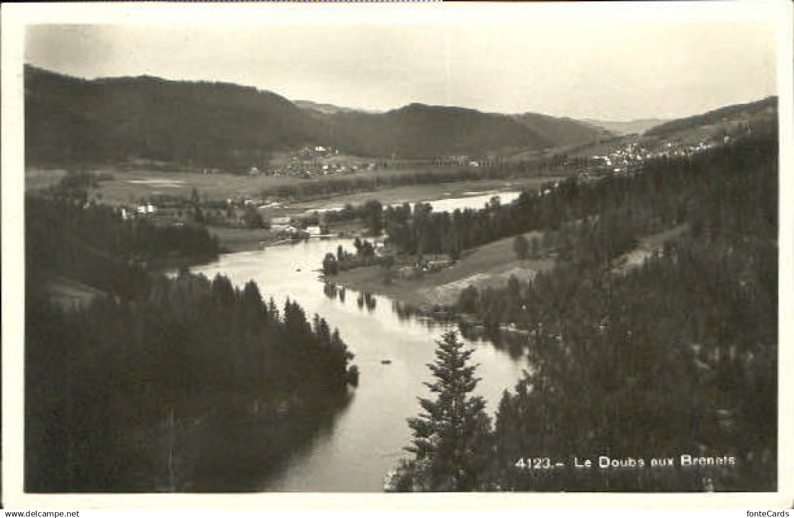 10551048 Les Brenets Le Doubs aux Brenets  x 1940