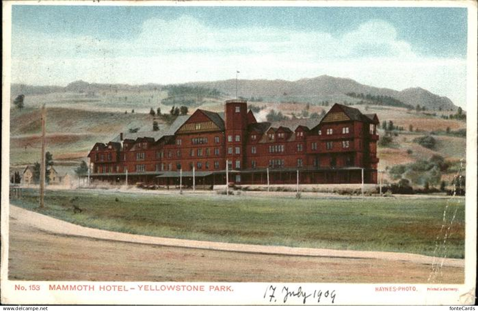 11109552 Yellowstone National Park Mammoth Hotel