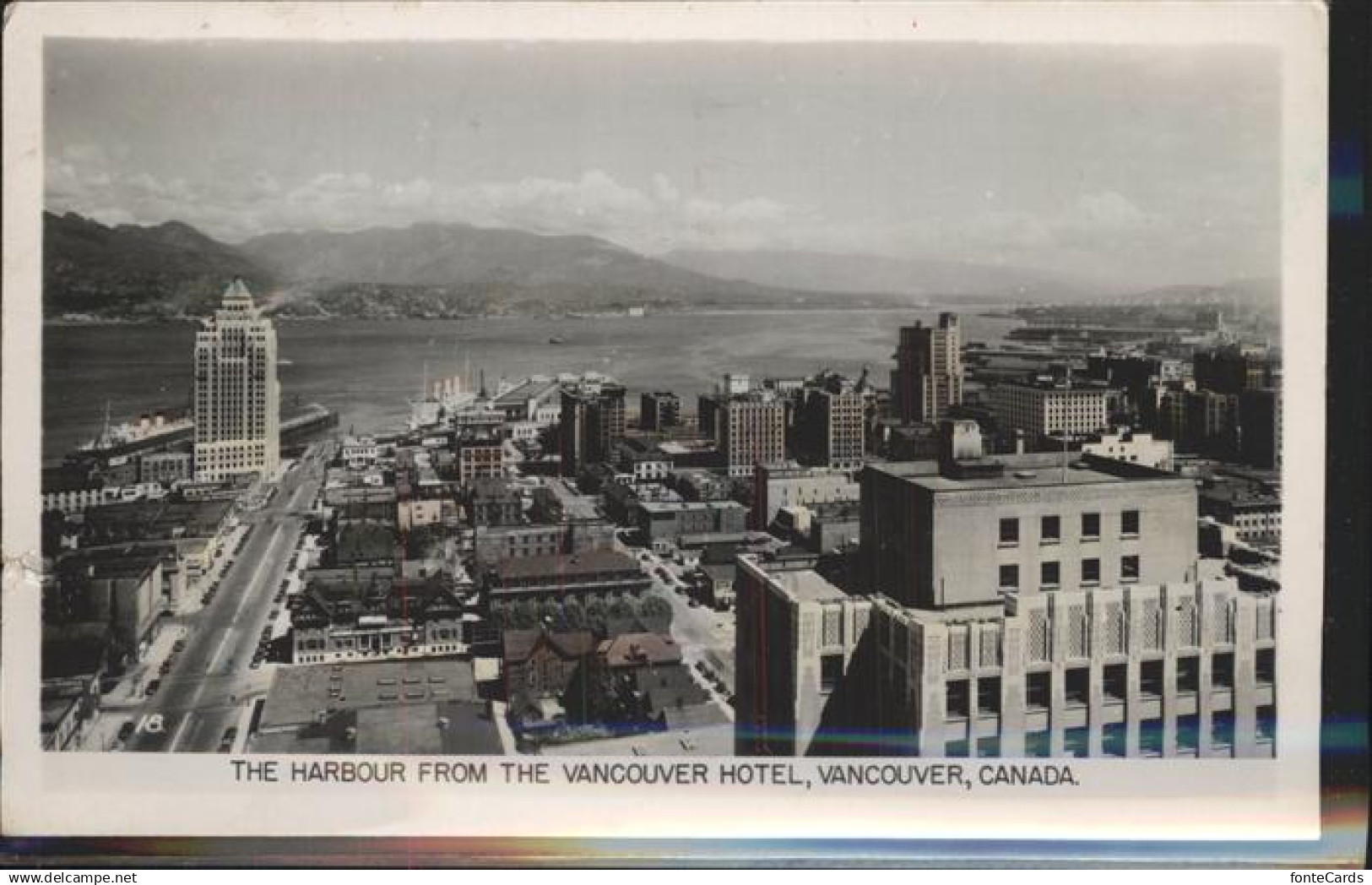 11383919 Vancouver British Columbia Harbour from the Vancouver Hotel