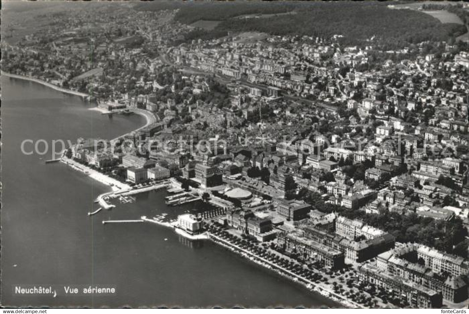 11665175 Neuchatel NE Vue aerienne Neuchatel NE