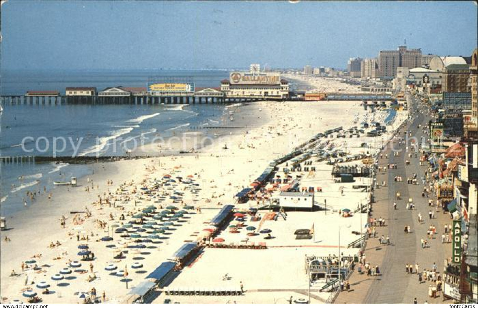 11700494 Atlantic City New Jersey Panoramic view Boardwalk Beach Atlantic Ocean