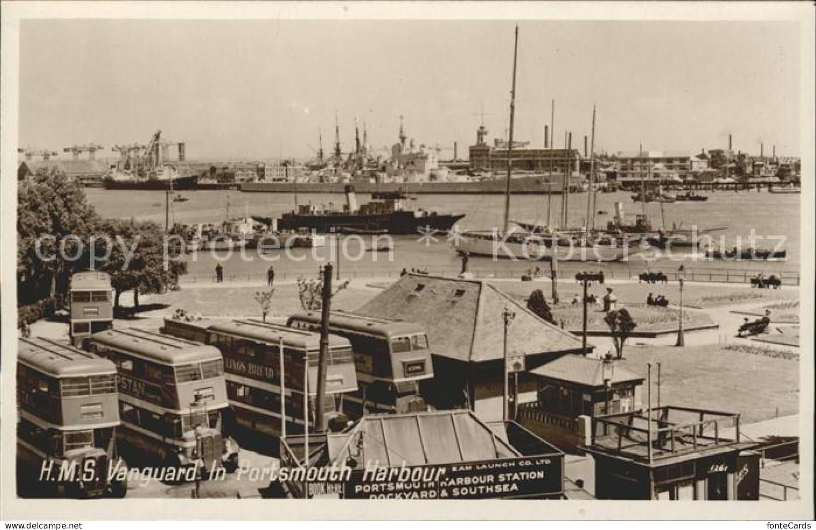 11750181 Portsmouth HMS Vanguard in Portsmouth Harbour Kriegsschiff Portsmouth