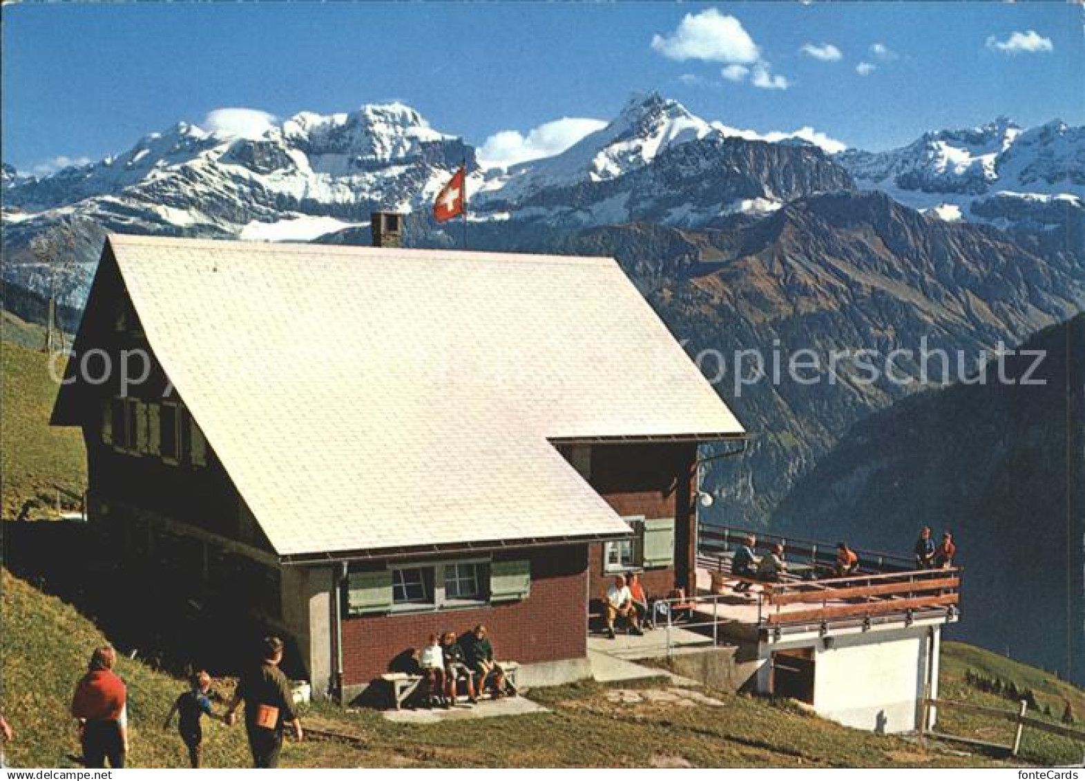 11851214 Spiringen Schaechental Naturfreundehaus Rietlig