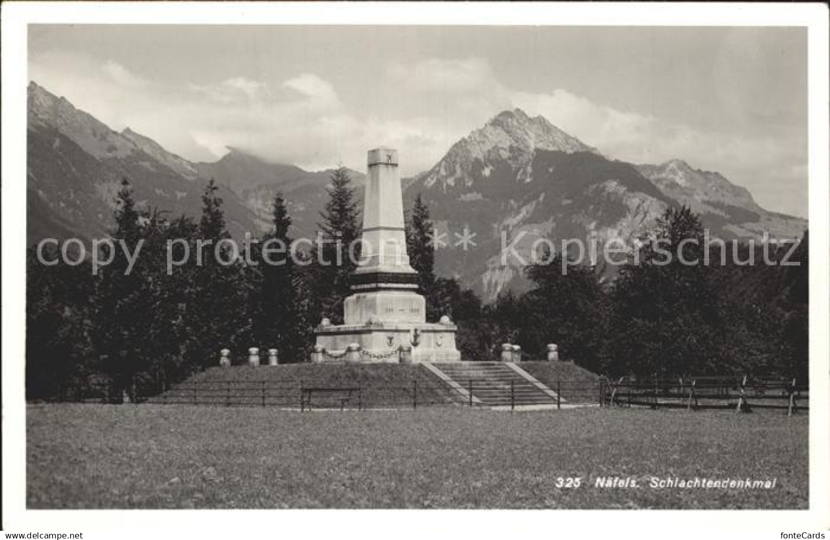 11962272 Naefels Schlachtendenkmal Naefels