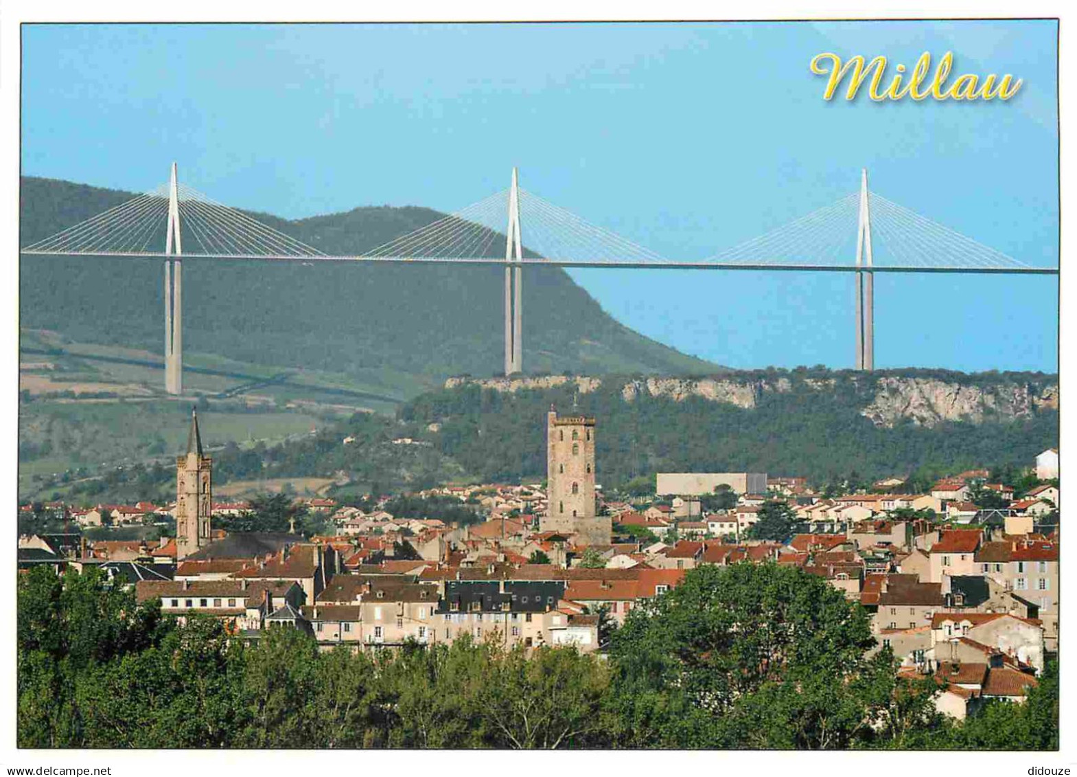 12 - Millau - Vue Générale  - Le Viaduc de Millau - CPM - Voir Scans Recto-Verso