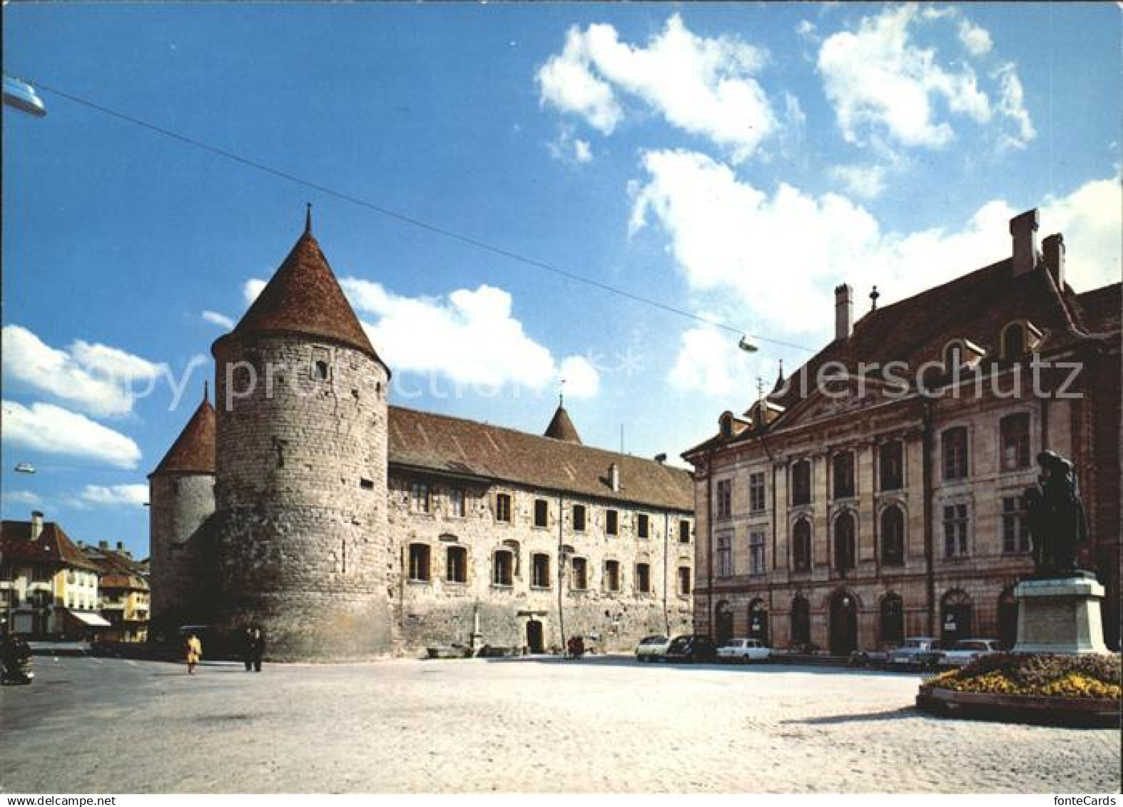 12111803 Yverdon-les-Bains Chateau Hotel de Ville Monument Pestalozzi Yverdon-le