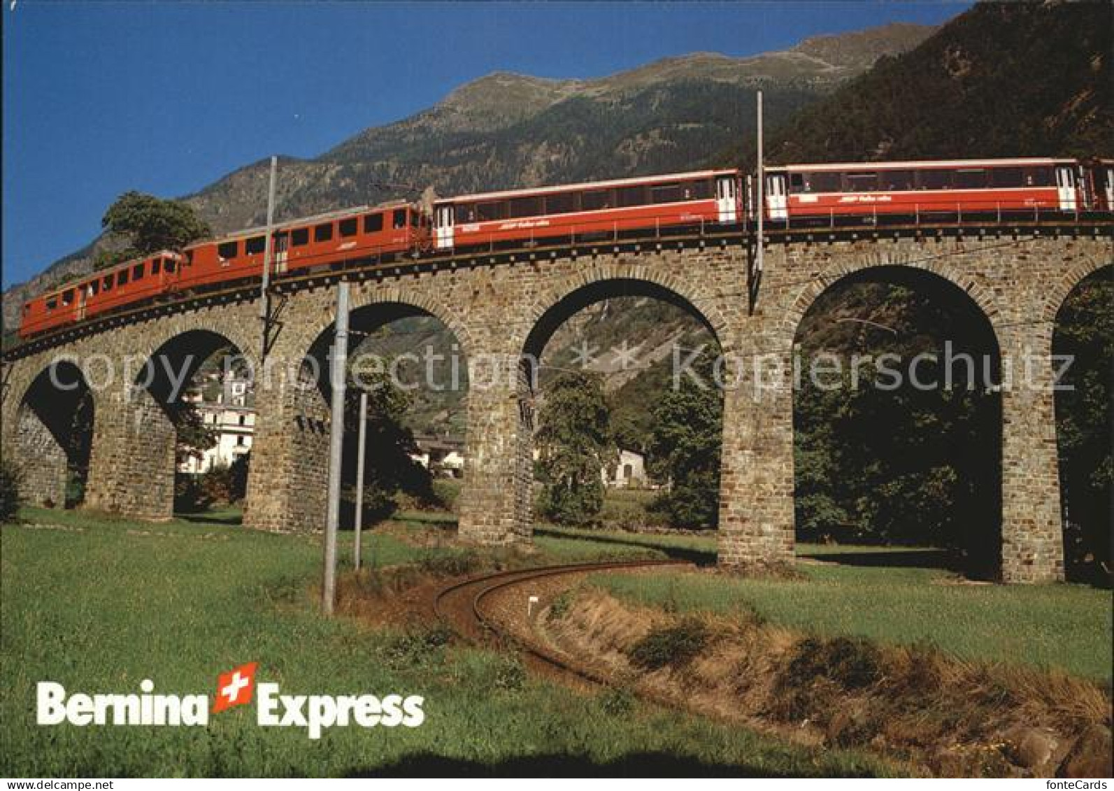 12522365 Rhaetische Bahn Bernina-Express Kehrviadukt Brusio