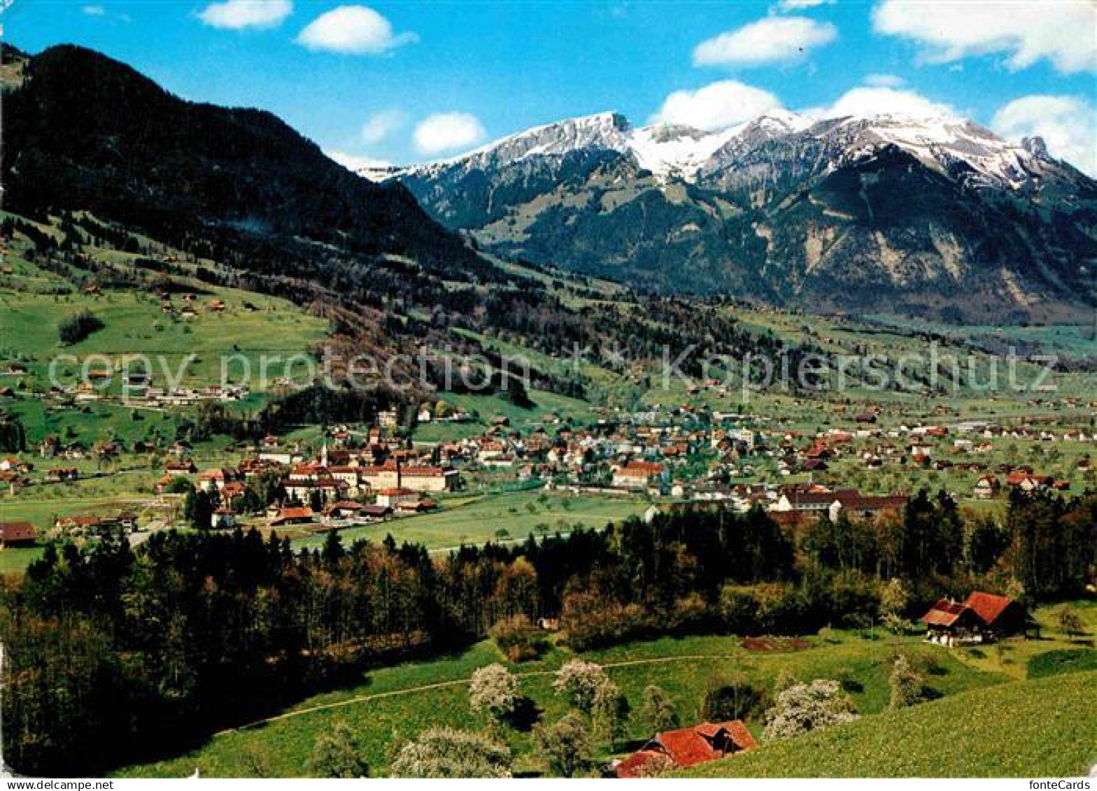 12630753 Sarnen Fliegeraufnahme mit Pilatus Sarnen