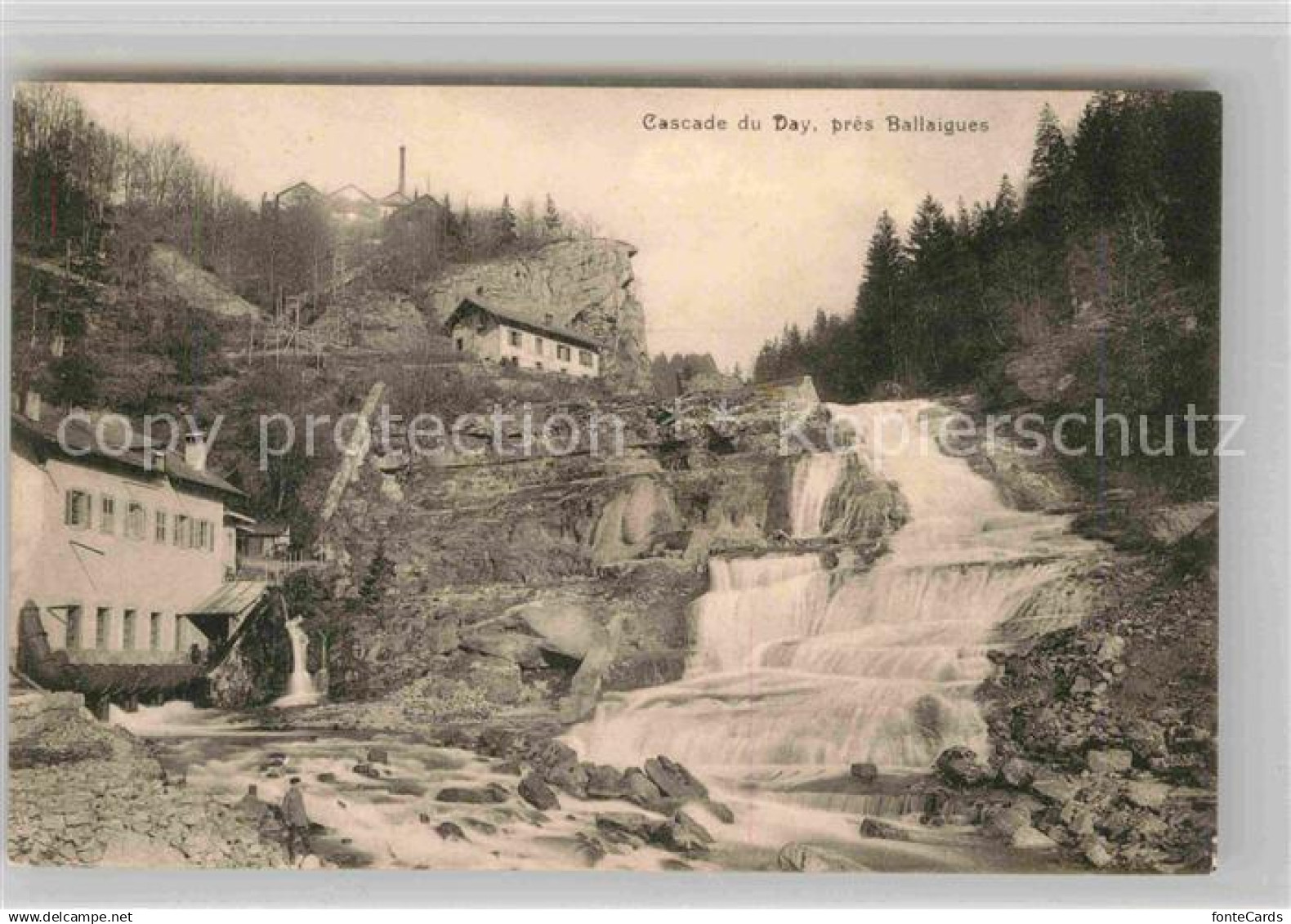 12724731 Ballaigues Cascade du Day Ballaigues