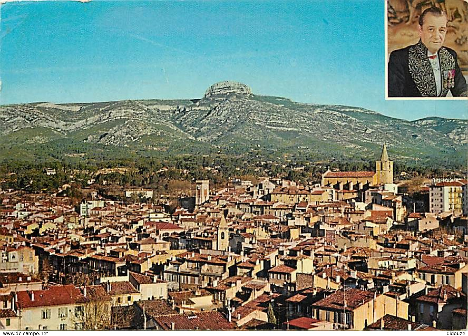 13 - Aubagne - Vue Générale du Vieil Aubagne - Portrait de Marcel Pagnol - CPM - Voir Scans Recto-Verso