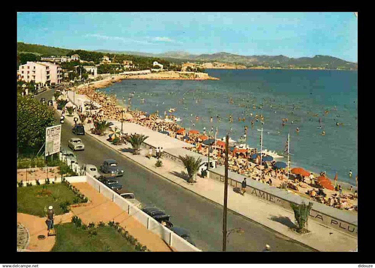 13 - La Ciotat - La Plage - Automobiles - CPM - Voir Scans Recto-Verso