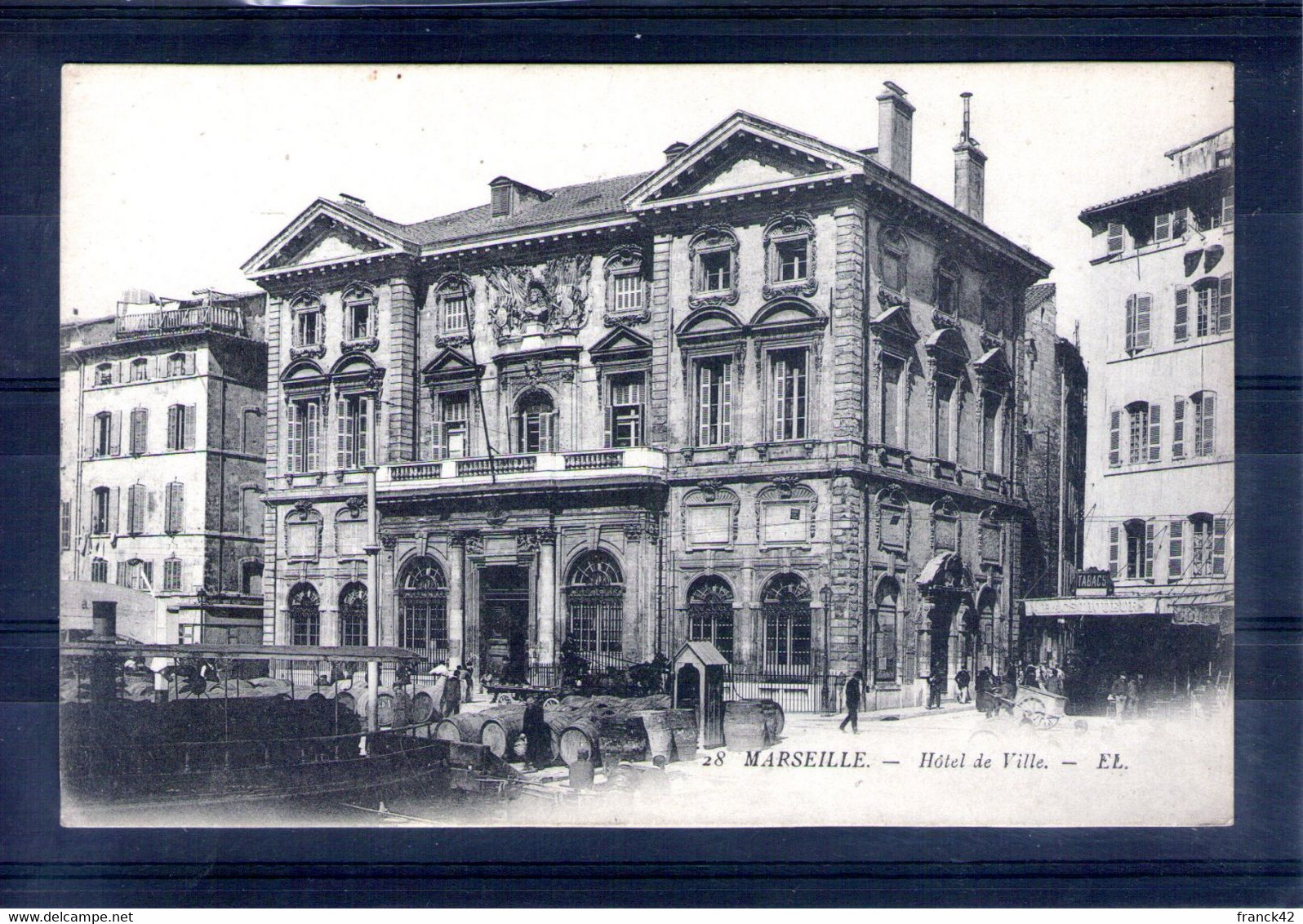 13. marseille. hôtel de ville