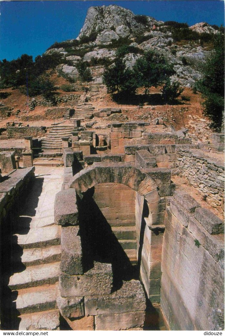 13 - Saint Remy de Provence - Site archéologique de Glanum - Source-fontaine du ravin - Archéologie - CPM - Voir Scans R