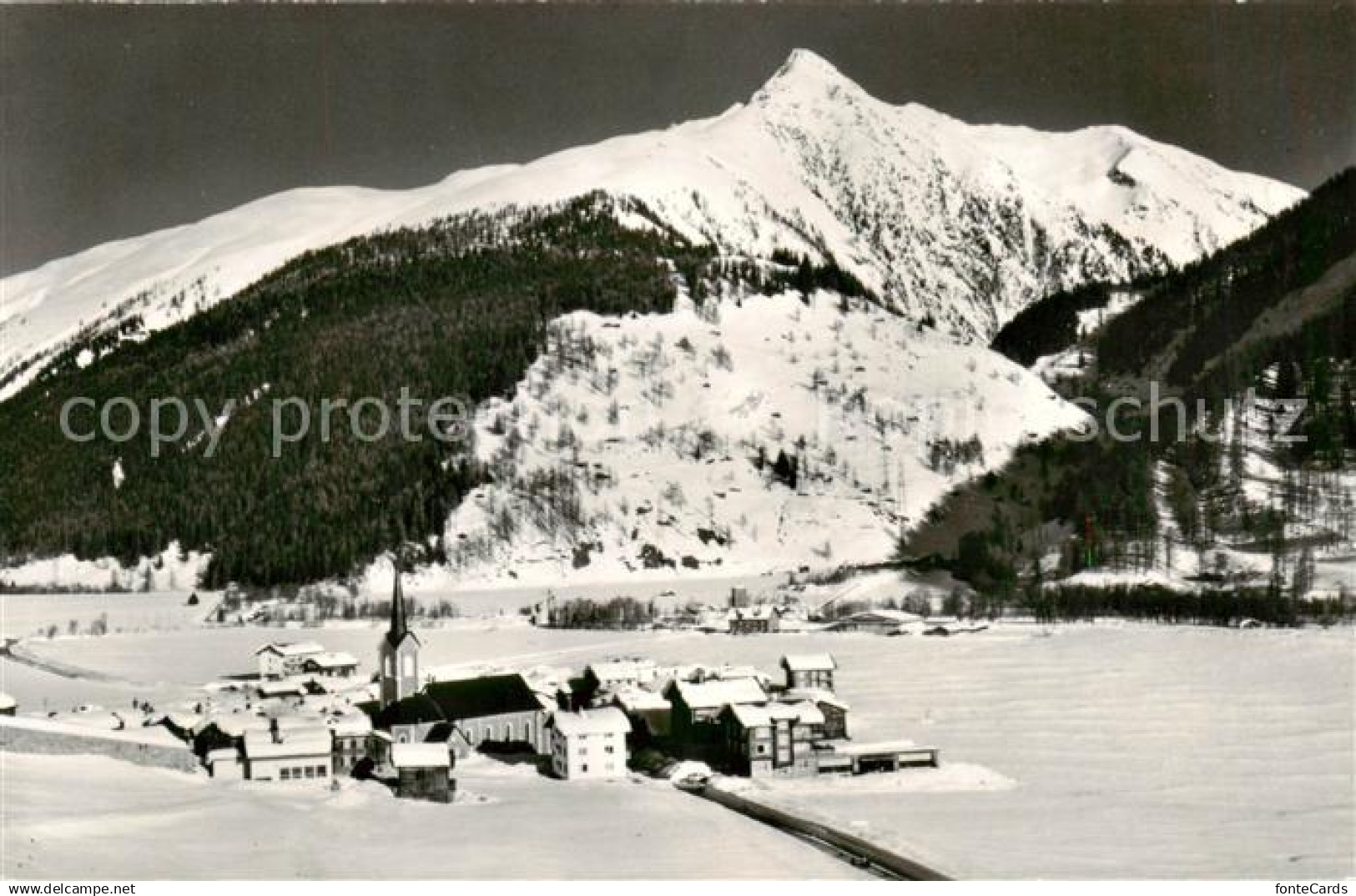 13831212 Ulrichen im Goms mit Blasenhorn