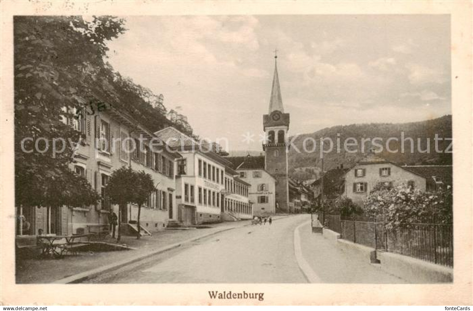 13851185 Waldenburg BL Strassenpartie Kirche Waldenburg BL