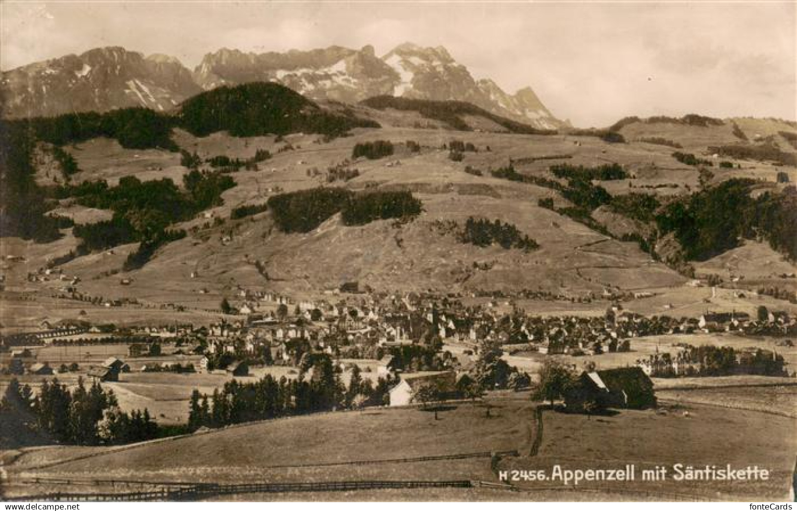 13881204 Appenzell IR Appenzell mit Saentiskette Appenzell IR