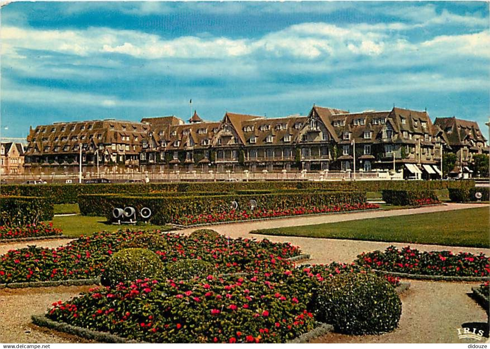 14 - Deauville - Trouville - Le Normandy Hôtel - Fleurs - Flamme Postale de Deauville - CPM - Voir Scans Recto-Verso