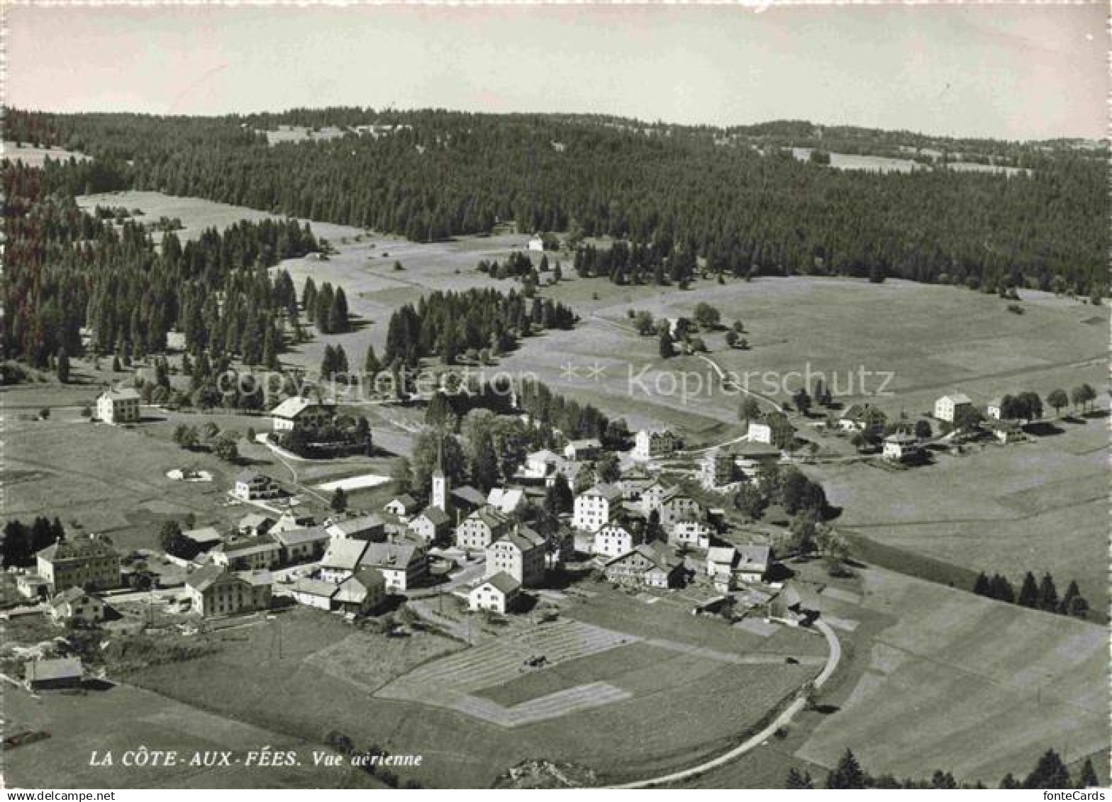 14025330 La Cote-aux-Fees Val-de-Travers NE Vue aerienne