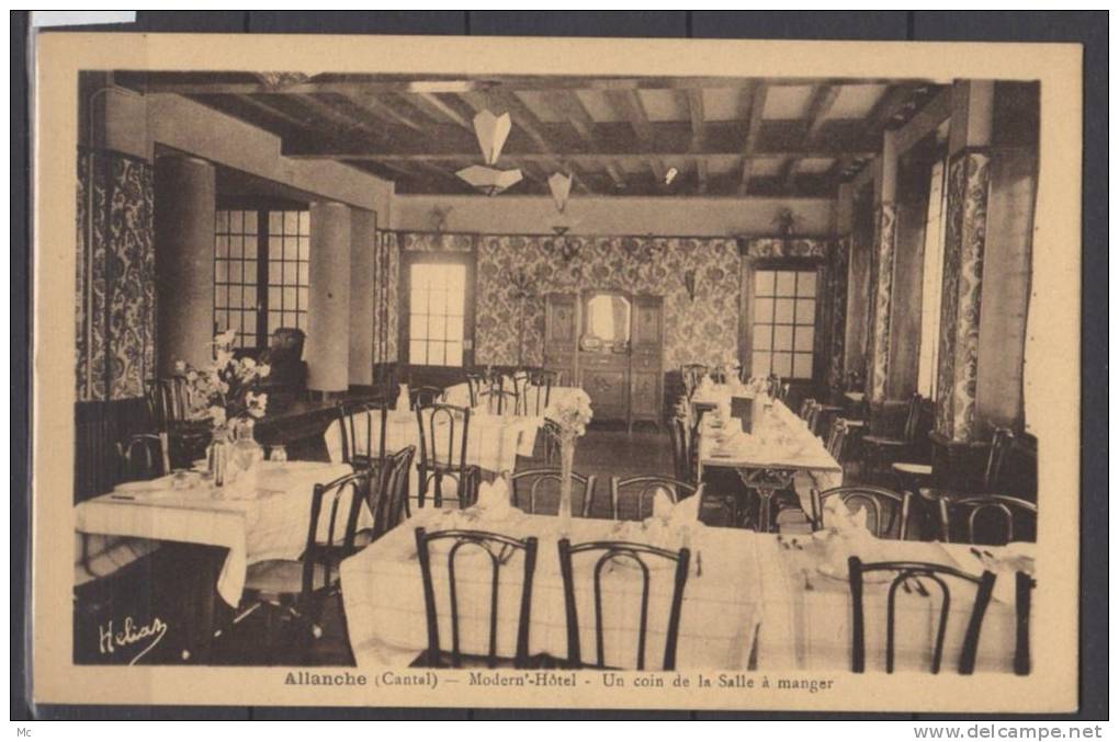 15 - Allanche - Modern hotel - salle a manger