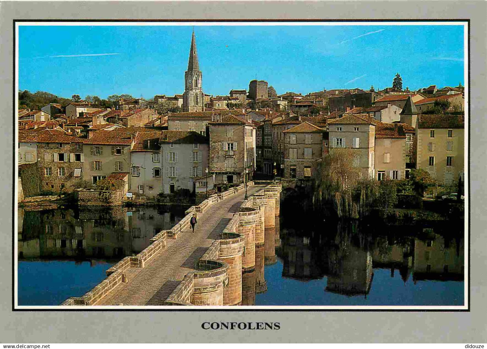 16 - Confolens - Le Pont-Vieux  - CPM - Voir Scans Recto-Verso