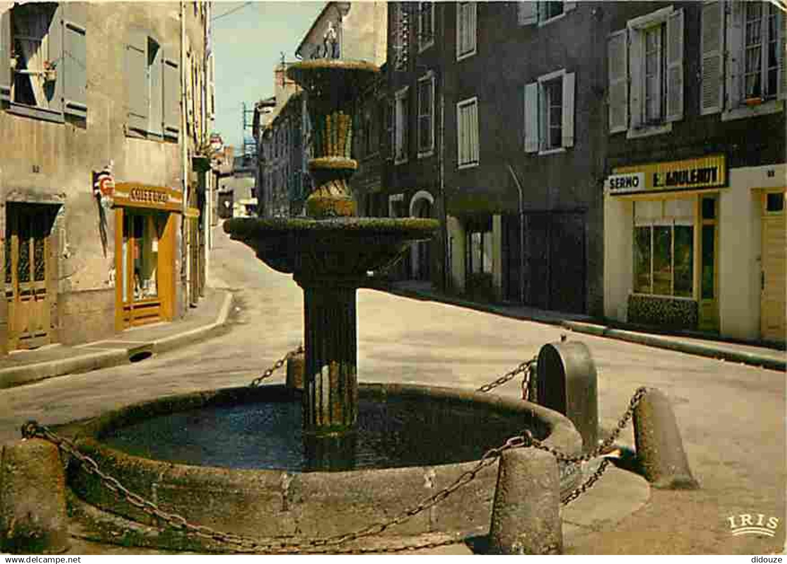 16 - Confolens - Vieille Fontaine - CPM - Voir Scans Recto-Verso