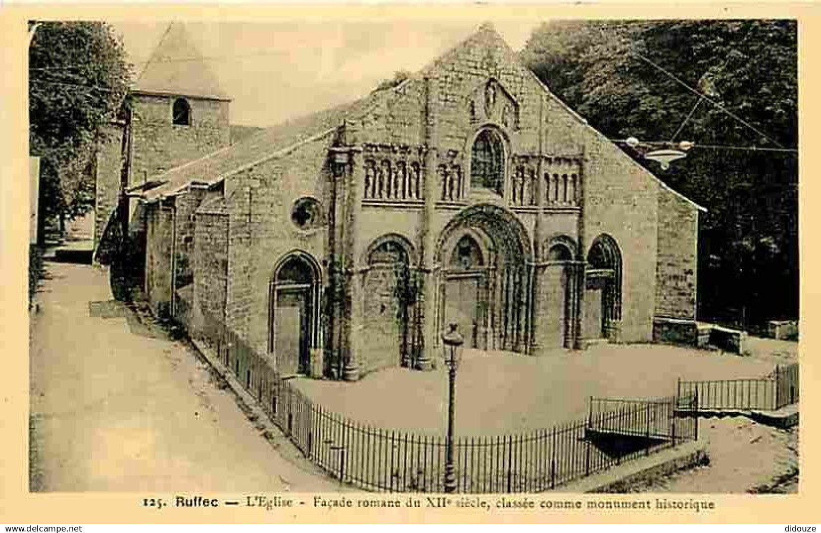 16 - Ruffec - L'Eglise - CPA - Voir Scans Recto-Verso