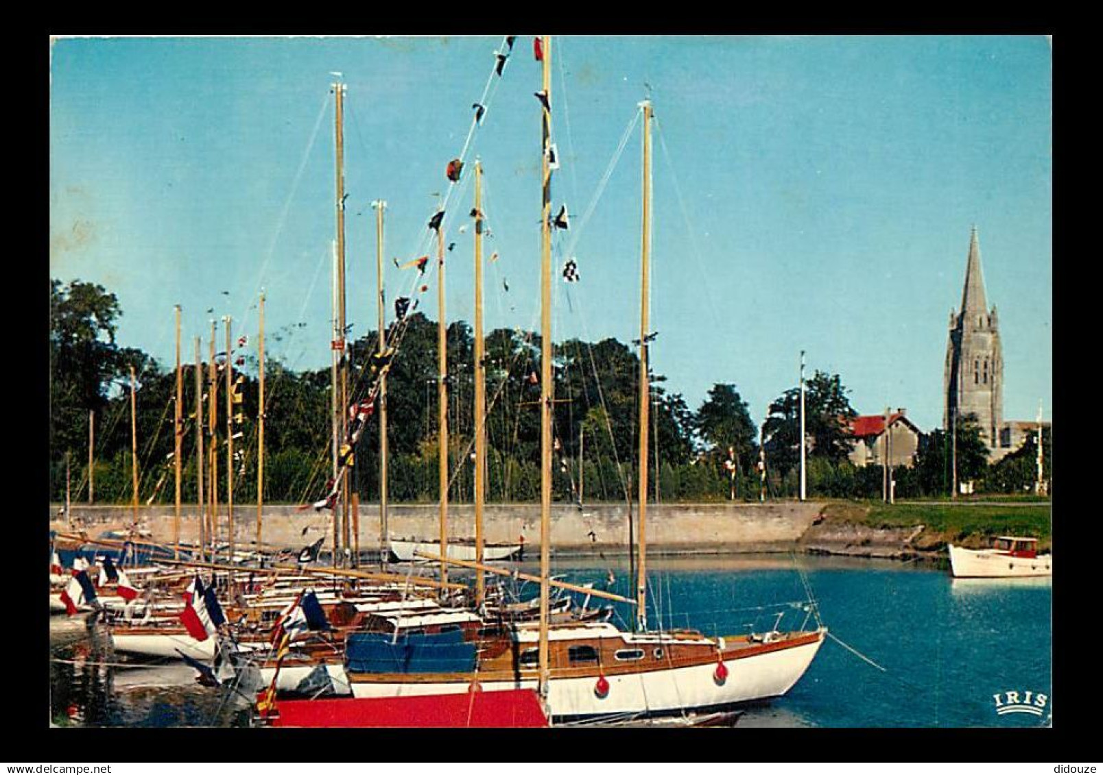 17 - Marennes - Le Port de Plaisance - Bateaux - CPM - Voir Scans Recto-Verso