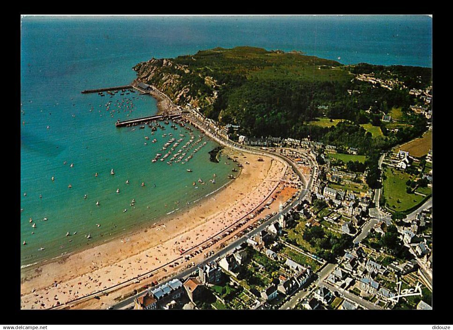 22 - Erquy - La plage et les ports - Vue aérienne - Flamme Postale de Erquy - CPM - Voir Scans Recto-Verso