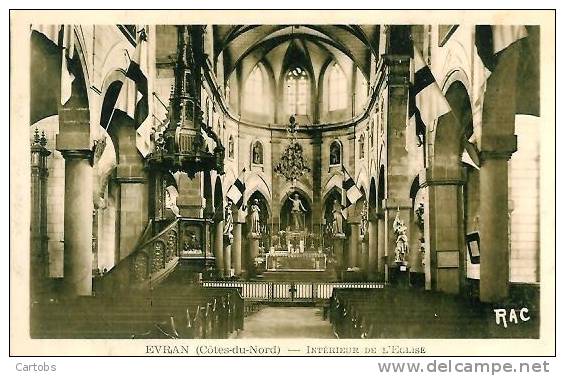 22 EVRAN Intérieur de l'Eglise