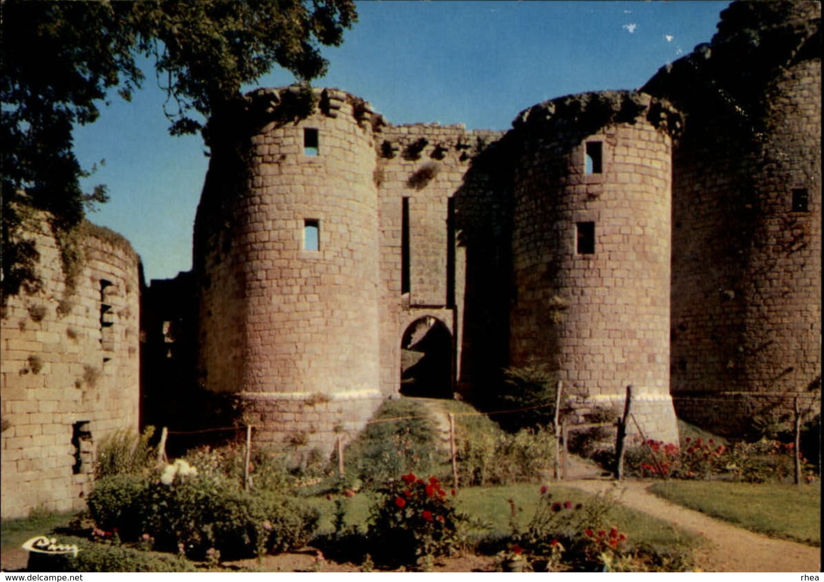 22 - TONQUEDEC - chateau -