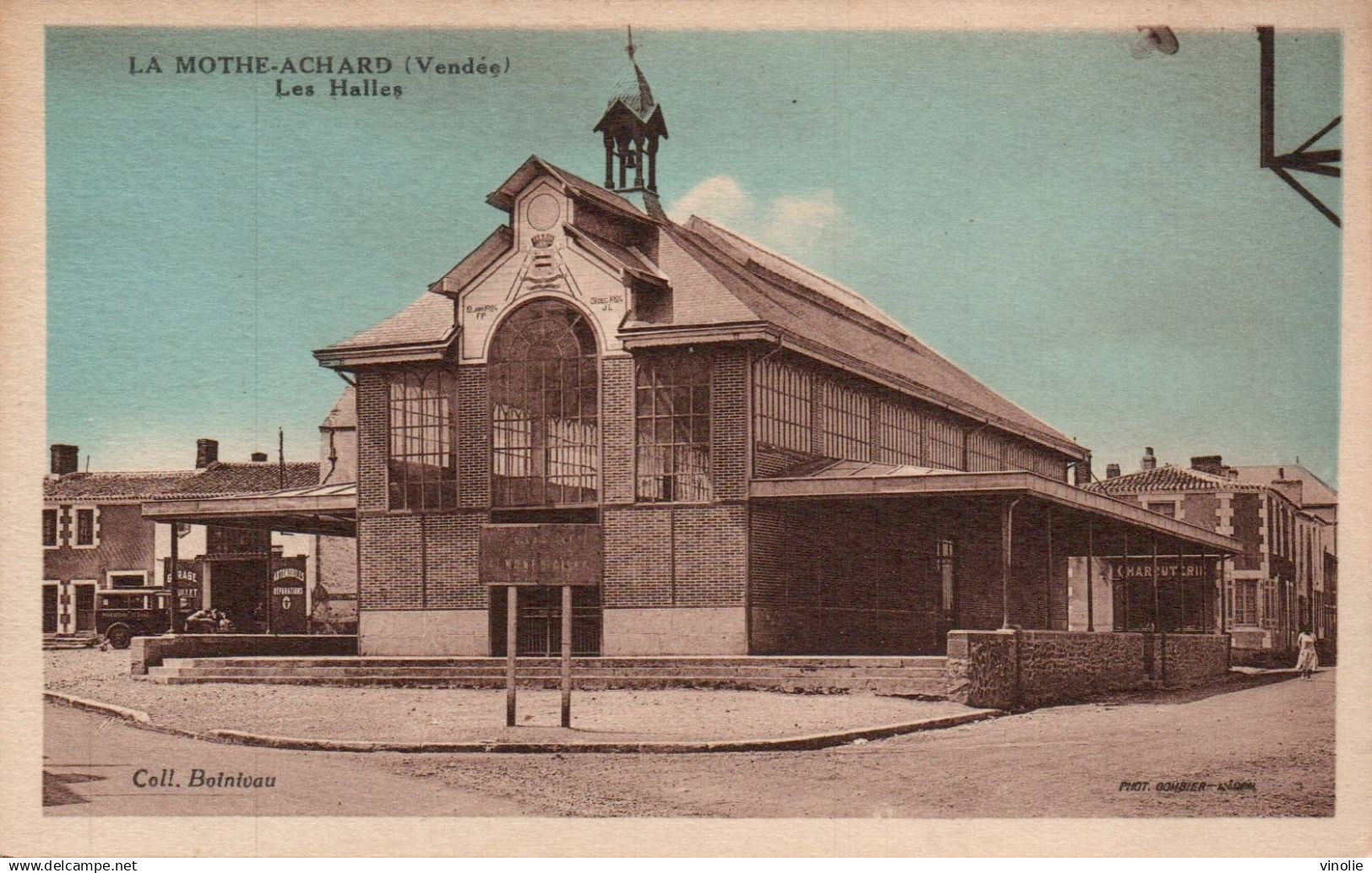 24-7231 : LA MOTHE-ACHARD. LES HALLES