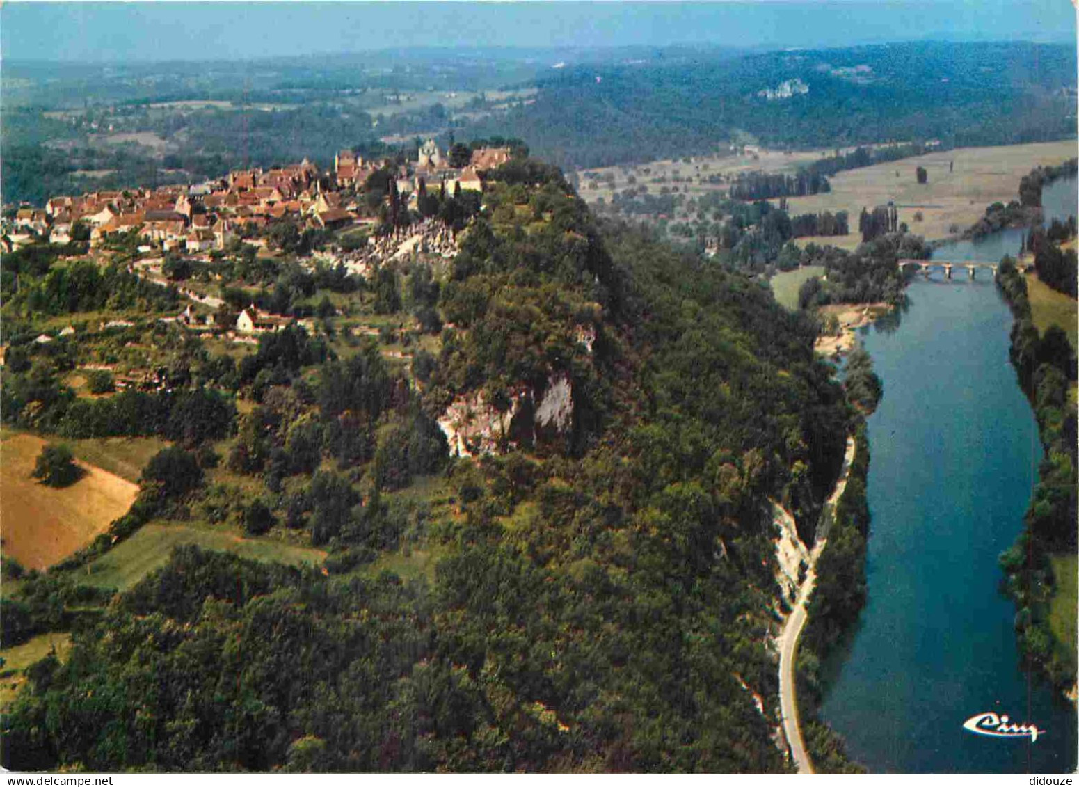 24 - Domme - Vue Générale aérienne - CPM - Voir Scans Recto-Verso