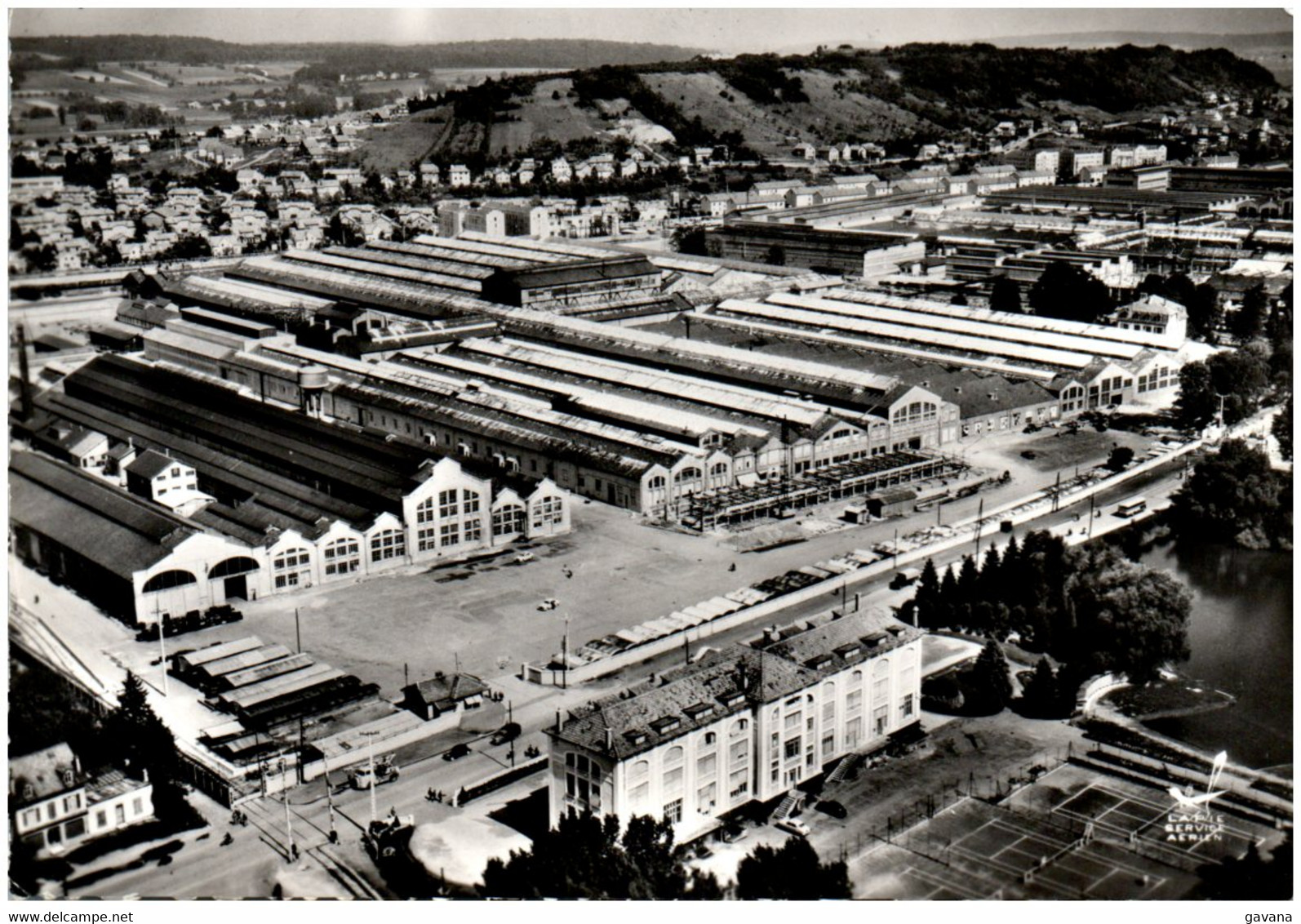 25 SOCHAUX - Usines Peugeot