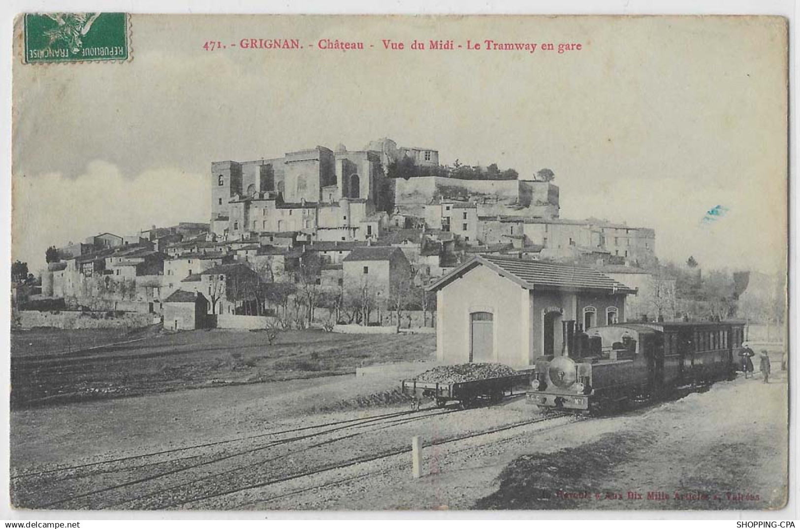 26 - Grignan - Chateau - Le tramway en gare - Très beau plan