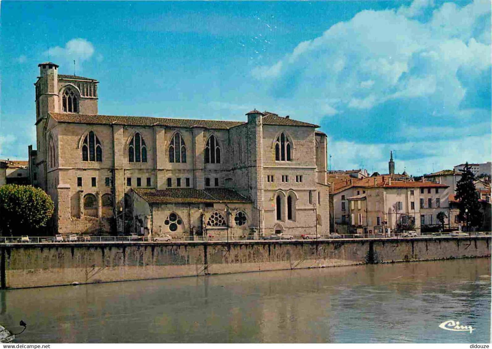 26 - Romans sur Isere - Collégiale Saint Barnard - CPM - Voir Scans Recto-Verso