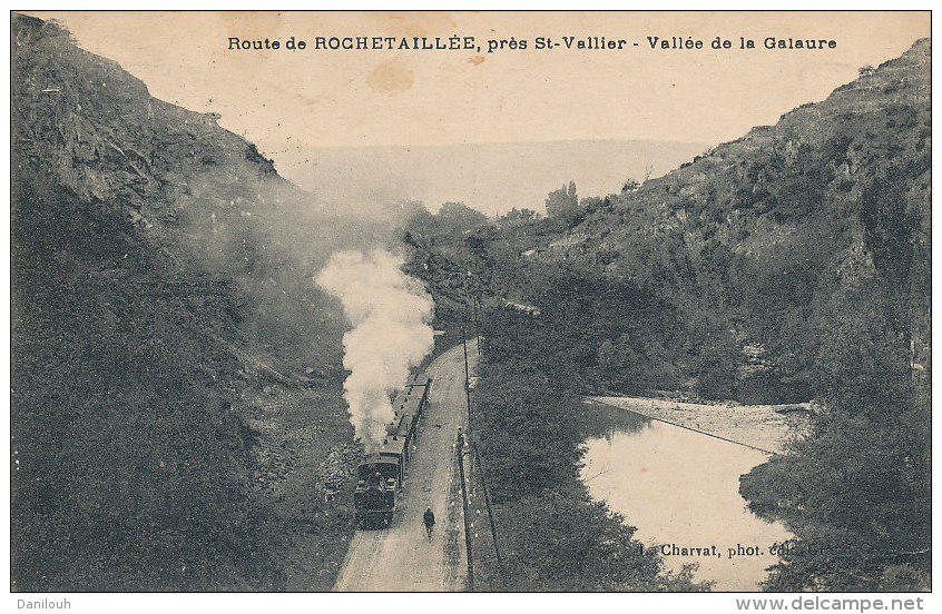 26 // Route de ROCHETAILLEE   près  saint Vallier,   Vallée de la Galeure   Charrat édit   passage du train