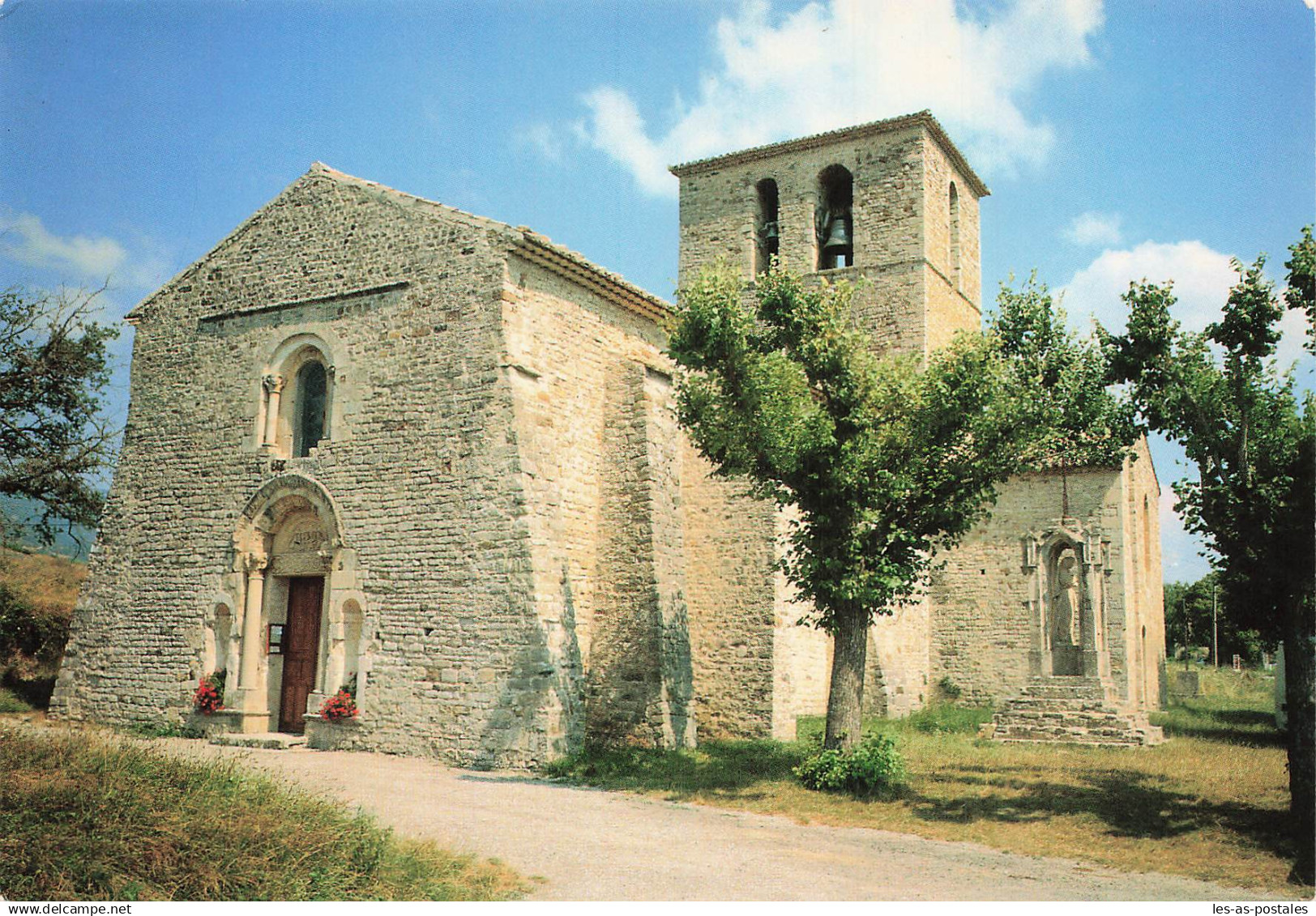 26 SAINTE JALLE EGLISE ROMANE