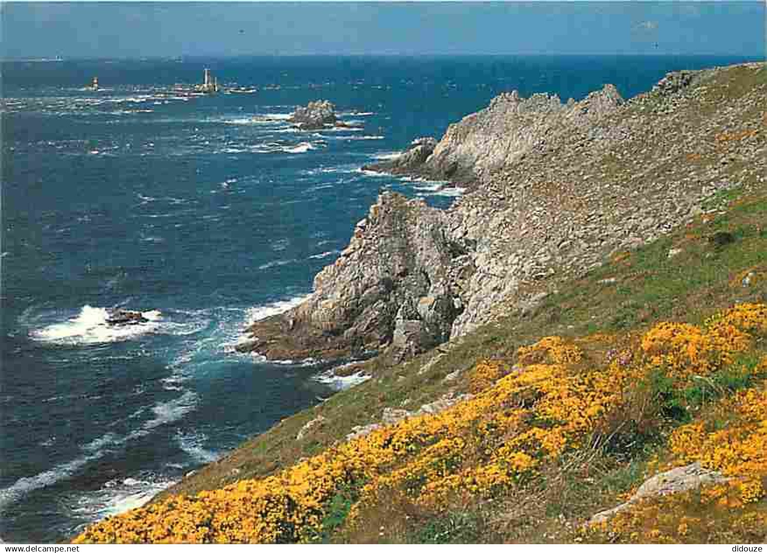 29 - La Pointe du Raz - Au Printemps - Voir Scans Recto Verso