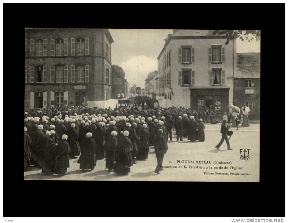 29 - PLOUDALMEZEAU - Procession