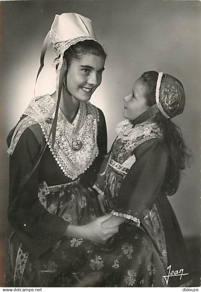 29 - Plougastel Daoulas - Costumes de Plougastel Daoulas - Folklore - Mention Photographie véritable - CPSM grand format