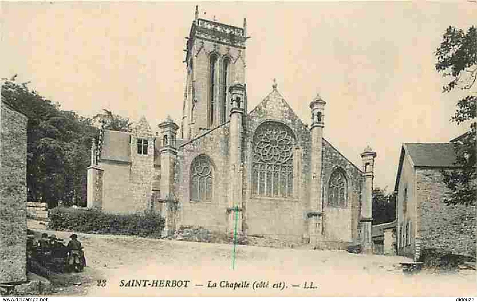 29 - Saint Herbot - La Chapelle - Animée - CPA - Voir Scans Recto-Verso